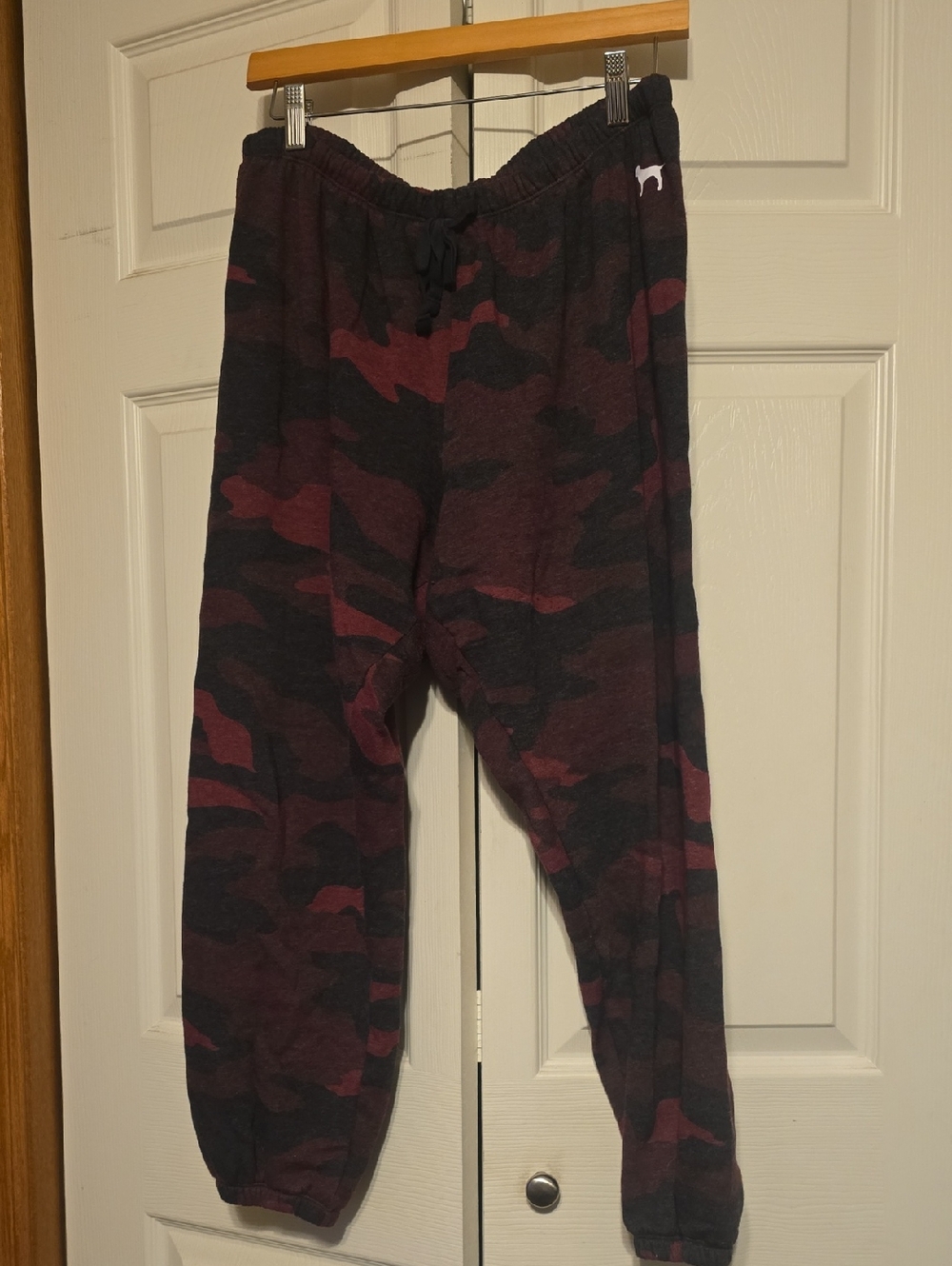 PINK Victoria's Secret Womens' Burgundy and Black Camo Joggers
